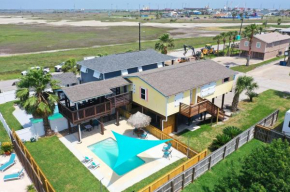 Private Pool Yard Deck by the Nature Preserve Tipsy Flipper by AvantStay